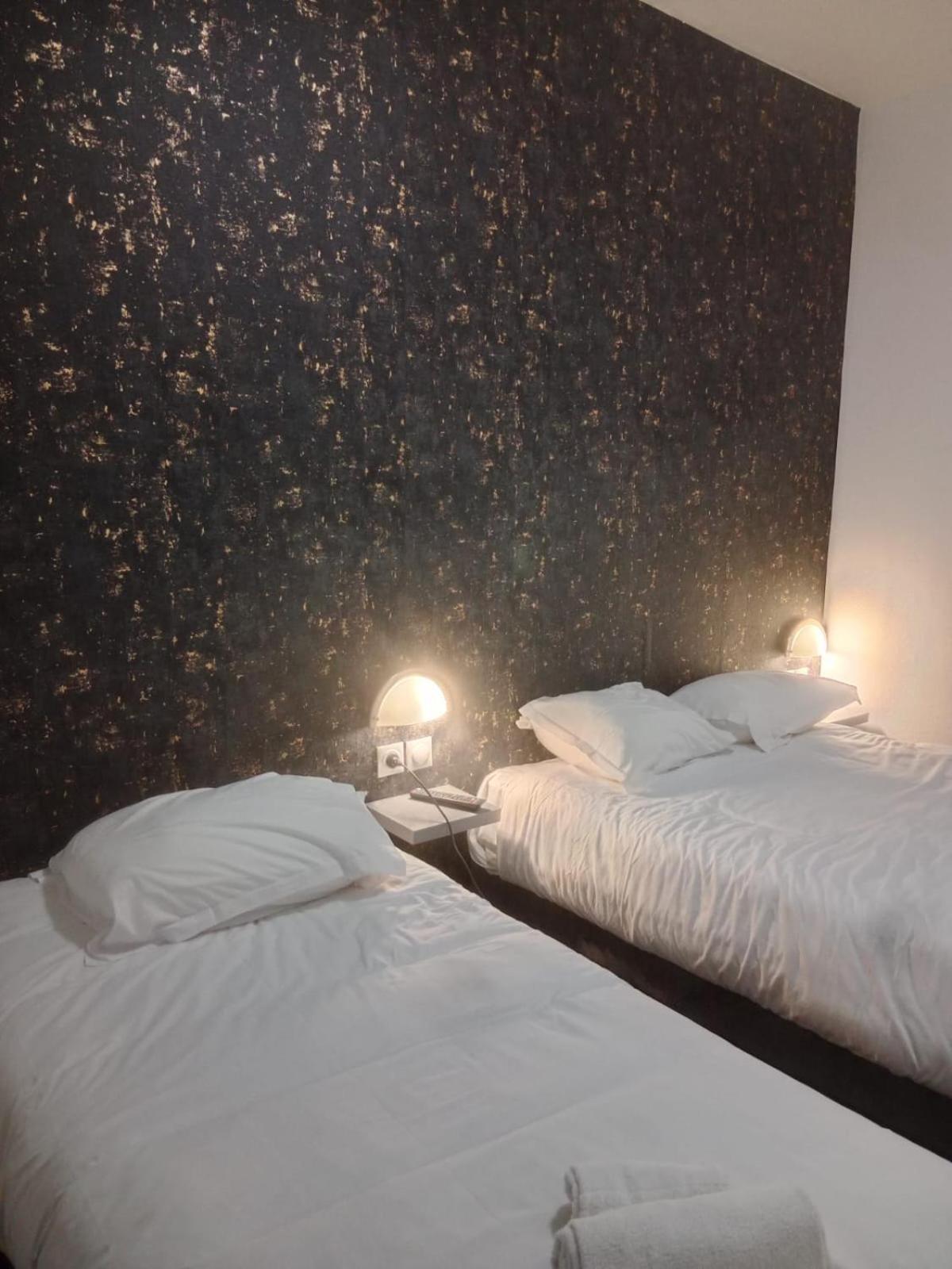 Hotel Le Celtic Montluçon Eksteriør bilde